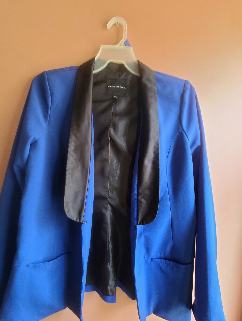 Banana Republic Tuxedo Blazer